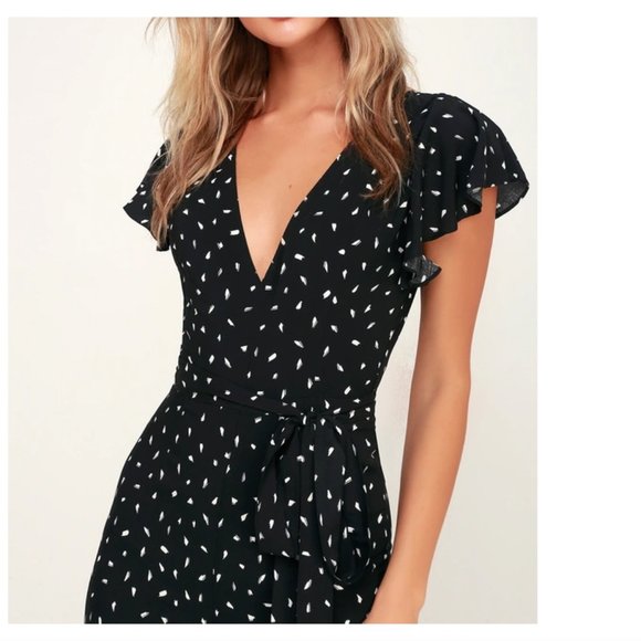 Lulus Wide leg Jumpsuit Black White Fine Print Open Back Ruffle Shoulder S - Picture 2 of 16